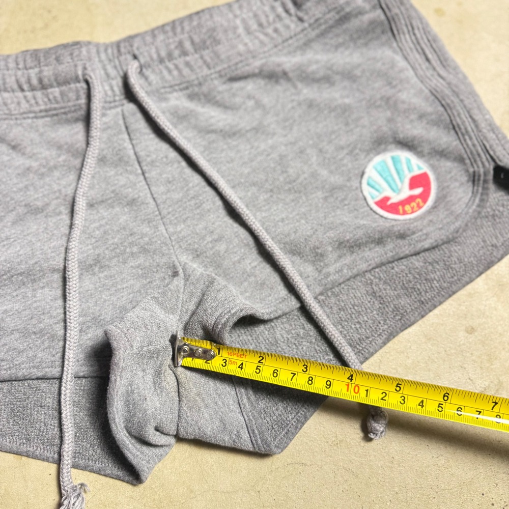 Hollister Grey Heathered Graphic Logo Sweat Shorts - Picture 7 of 7